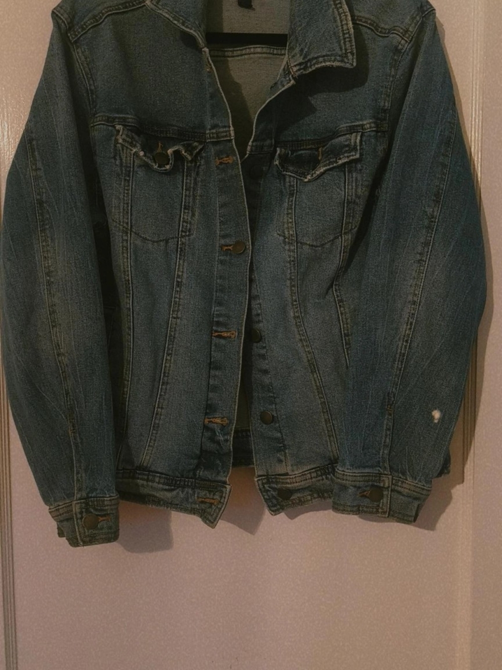 Universal Thread Classic Blue Denim Jacket - Women's Jean Coat - Picture 2 of 2